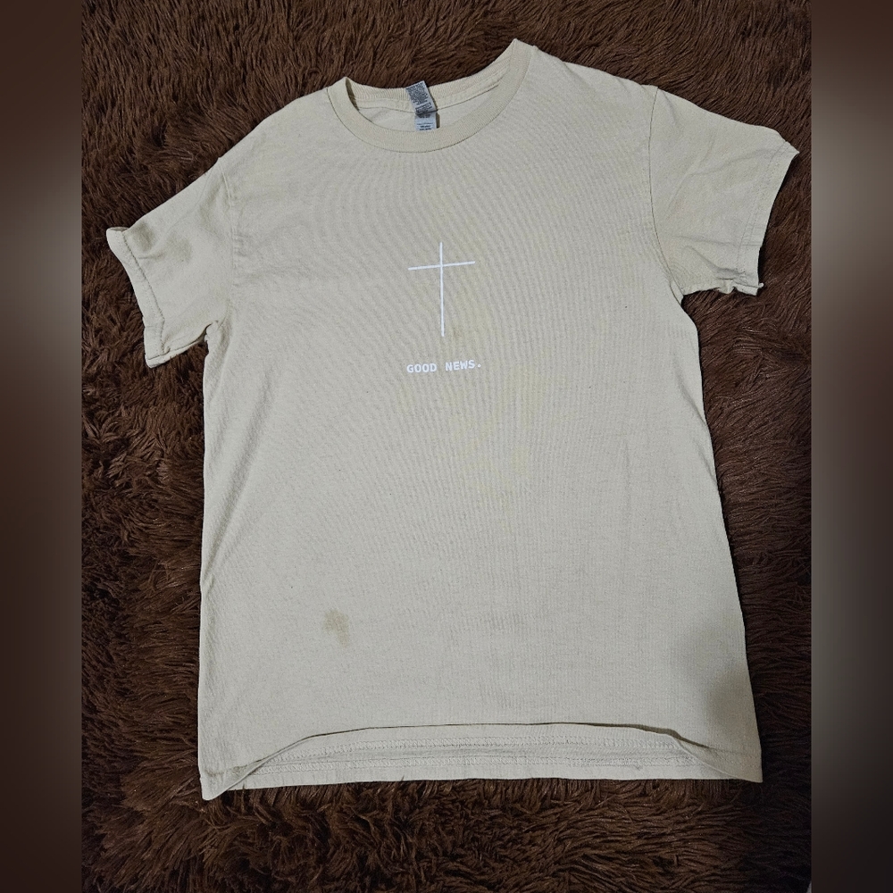 Good News graphic tee